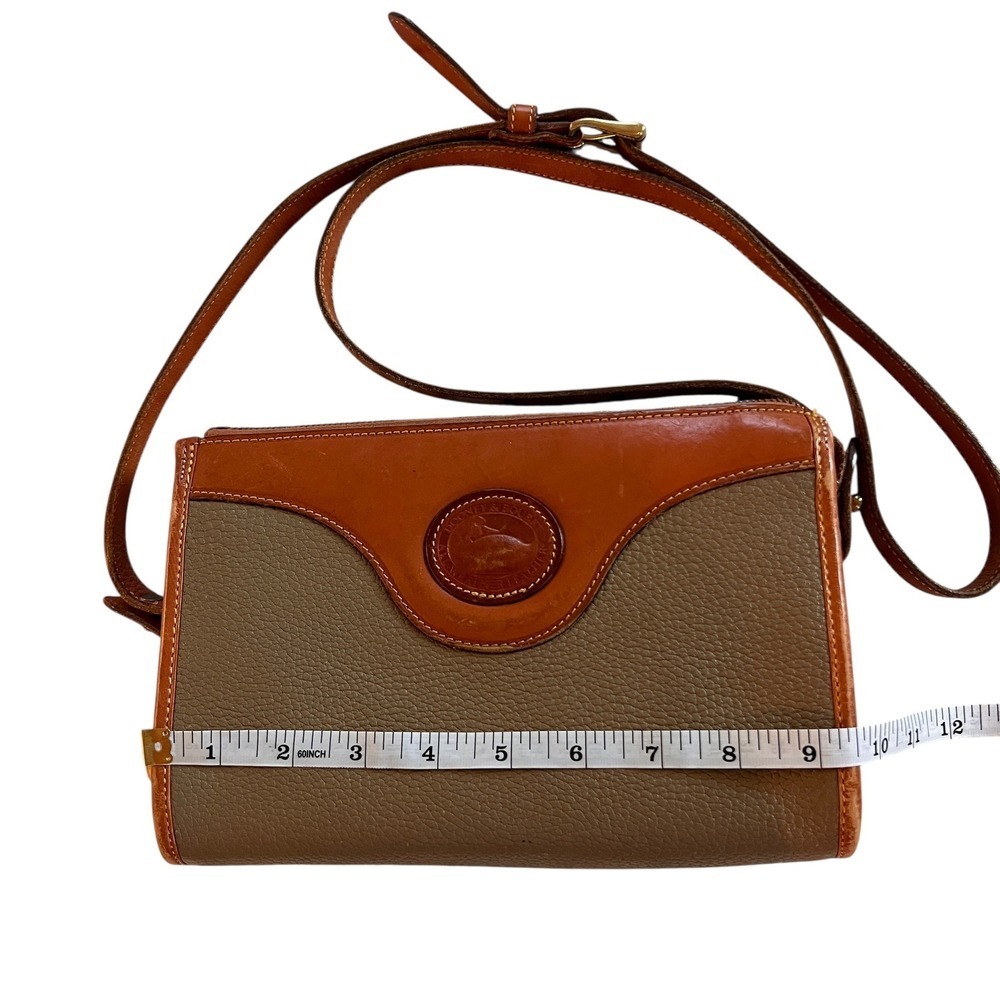 Dooney & Bourke Vintage Classic All Weather Leather Crossbody Bag Shoulder Bag - Picture 2 of 9